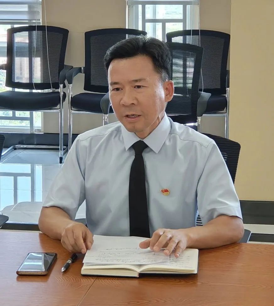 州司法局领导为两律所开展“三个规定”学习研讨会(图4) 1-230Z6153I4250.jpg