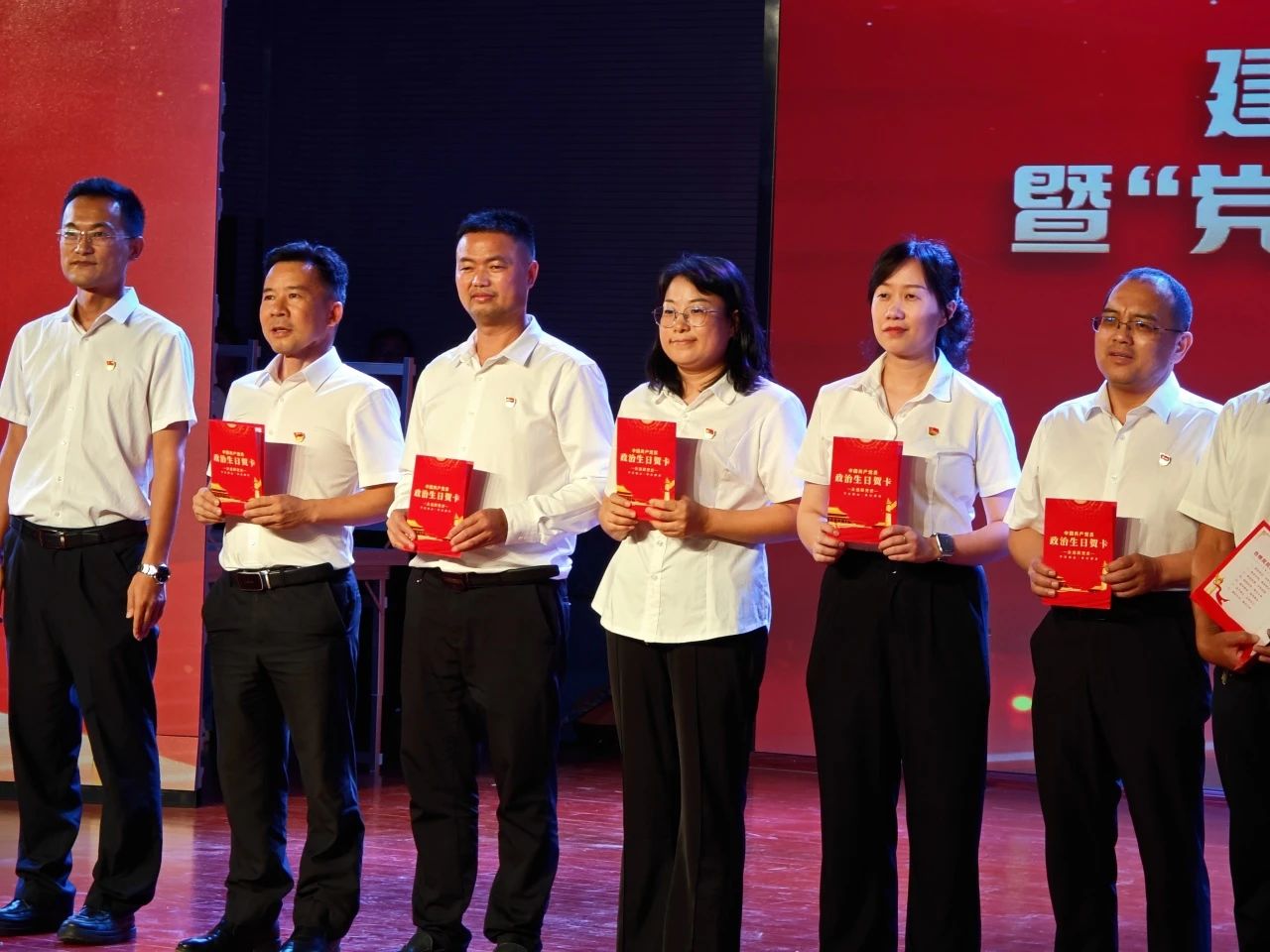 云南天信律师事务所积极参与市政法系统共庆建党103周年主题晚会演出(图4) 1-240H514531E26.jpg