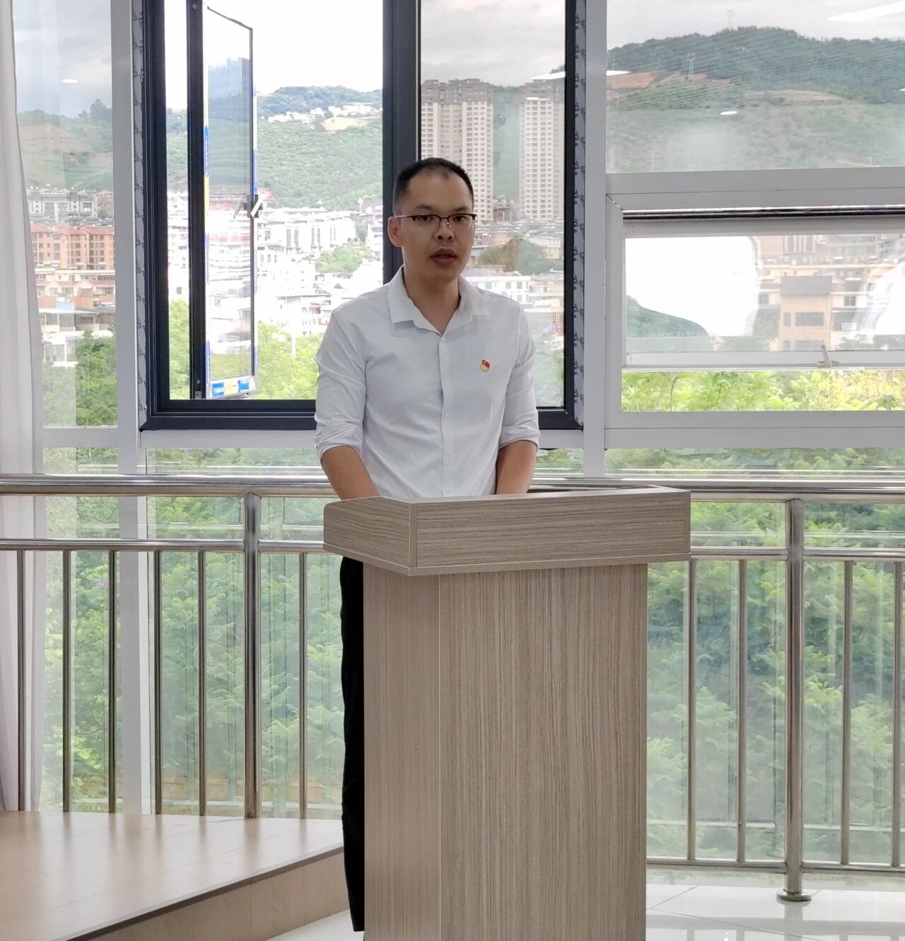 联学共建强根基 八项规定铸廉魂——天信所党支部等四支部开展主题党日活动(图3) 1-251029152440341.jpg