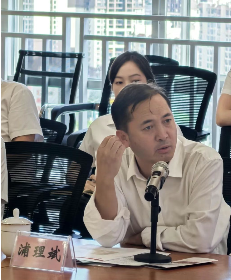 天信所与麻栗坡县委统战部、中闻所、泰华所联合开展爱国主义双主题系列活动(图5) 1-251029163529216.png